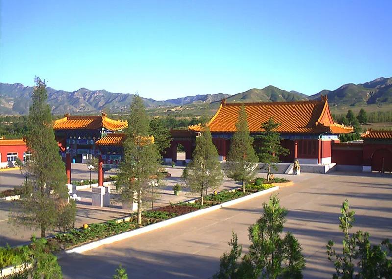 中华永久陵园环境