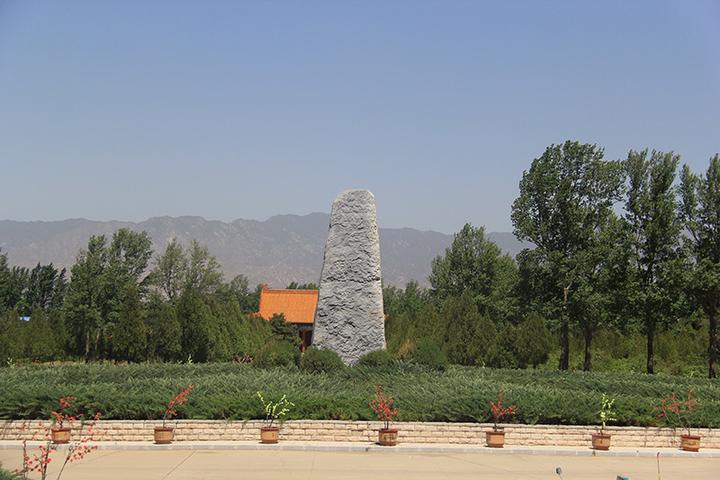 中华永久陵园环境