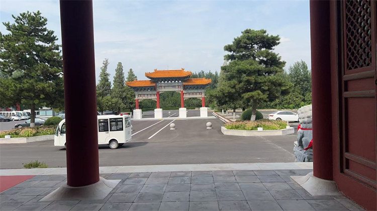 中华永久陵园环境